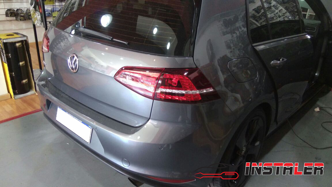 Volkswagen Golf Instalacion phoenix gold